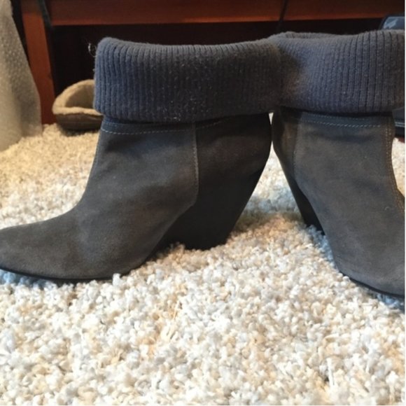 3/$20 Kimchi Blue Gray Sweater High Heel Booties - Picture 5 of 8